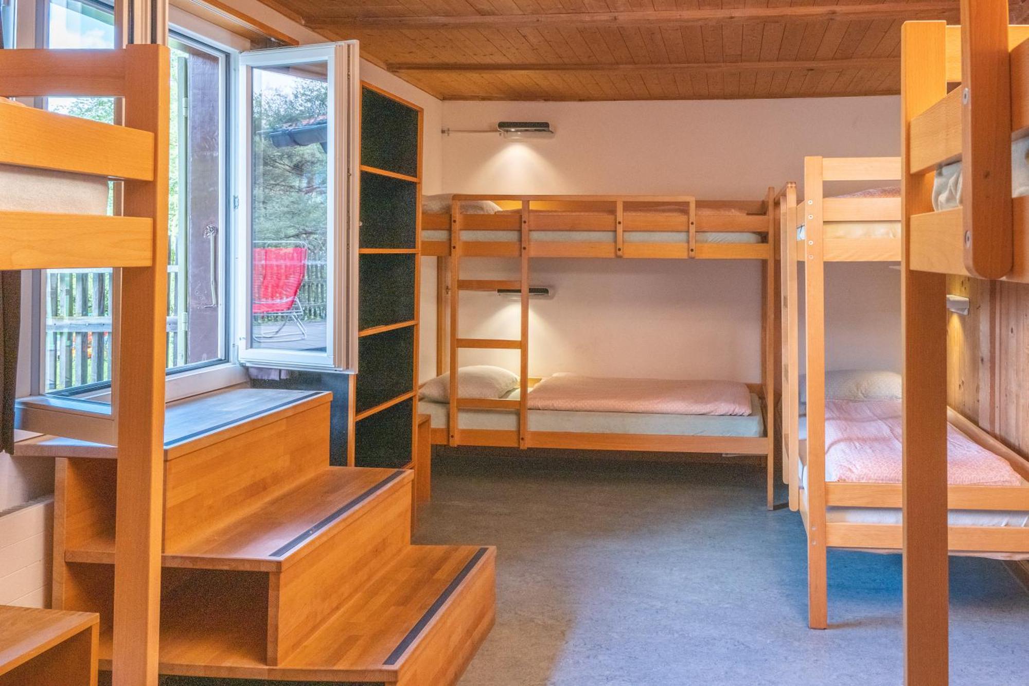 Brienz Youth Hostel Exterior photo